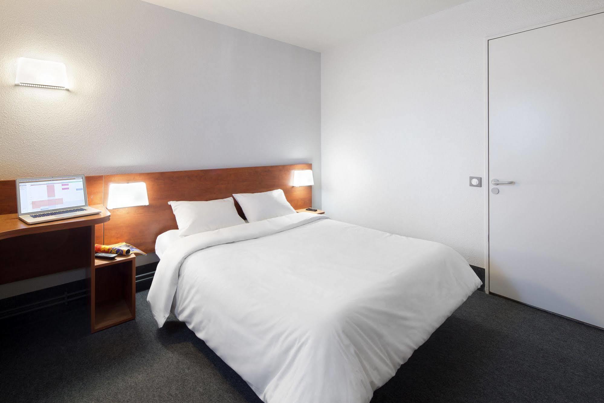 B&B Hotel Clermont-Ferrand Le Brezet Aeroport المظهر الخارجي الصورة