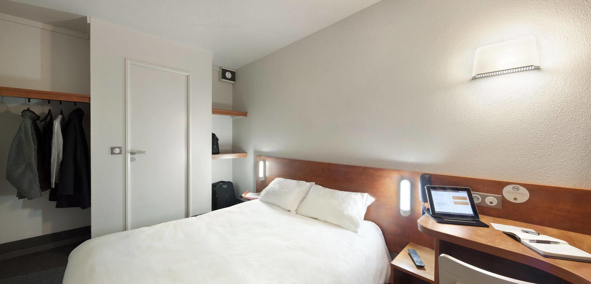 B&B Hotel Clermont-Ferrand Le Brezet Aeroport المظهر الخارجي الصورة