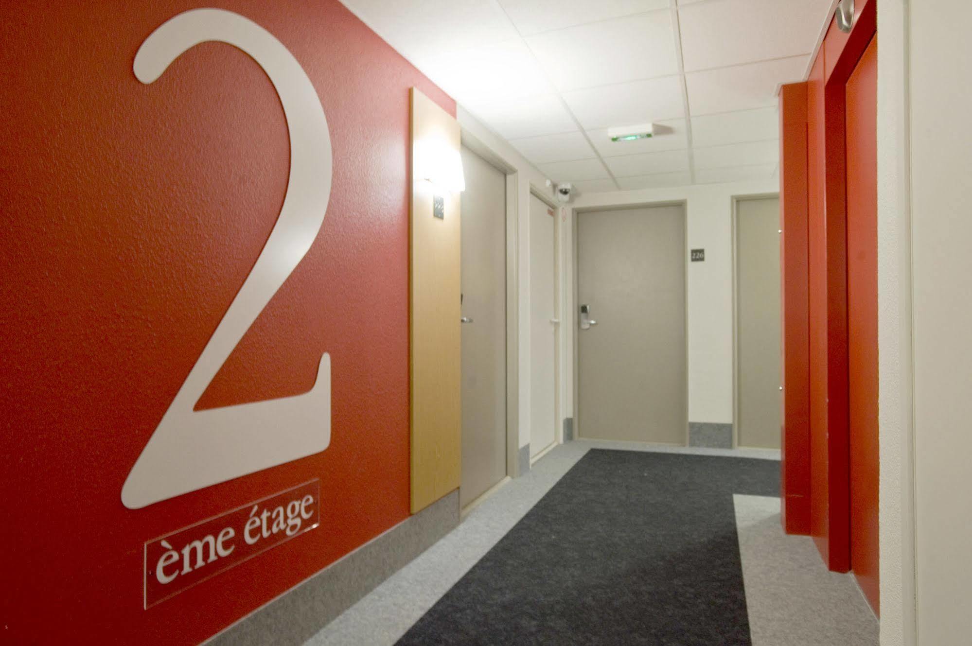 B&B Hotel Clermont-Ferrand Le Brezet Aeroport المظهر الخارجي الصورة